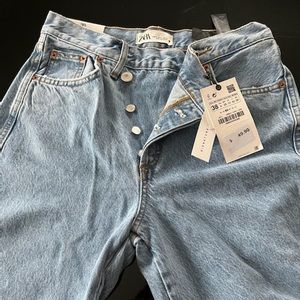 Zara size 6  crossed button jeans